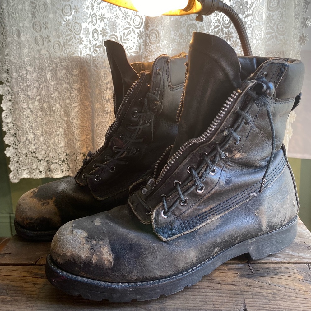 Ranger leather combat boots